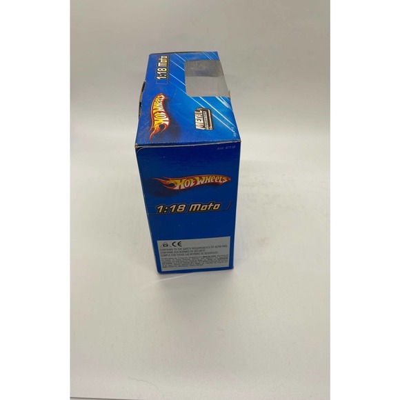 Hot Wheels Blacktop Chopper Diecast Police Motorcycle 1:18 2004 Mattel China NIB - Picture 3 of 5